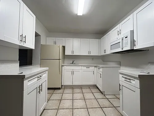 6543 SW 28th St #504 Photo 1