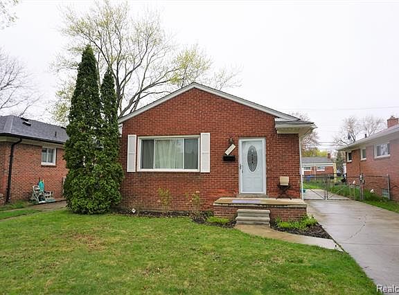 3rd image of 8291 Nightingale St