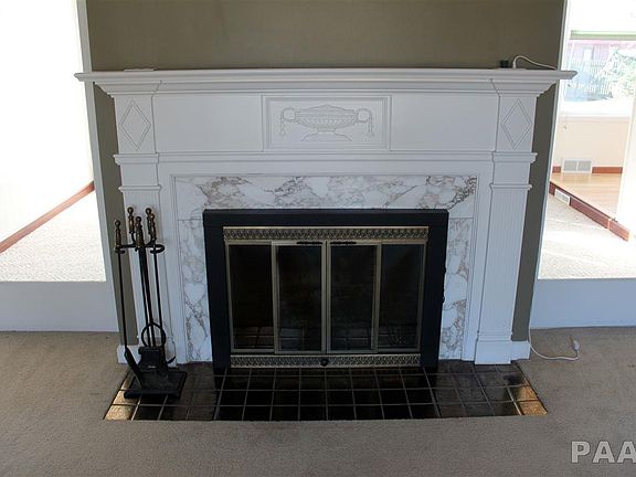 3rd image of 1000 W Stratford Dr