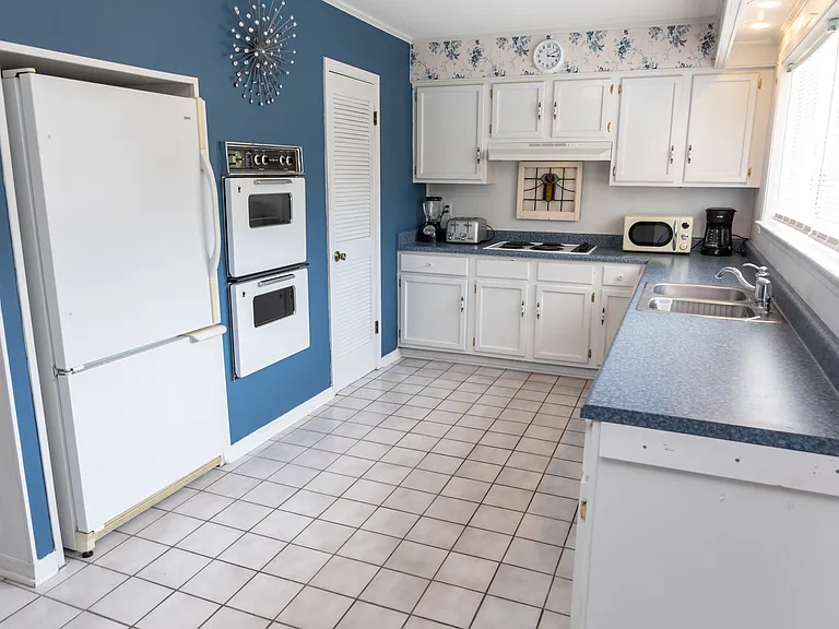 105 Linnet Dr — Photo 4