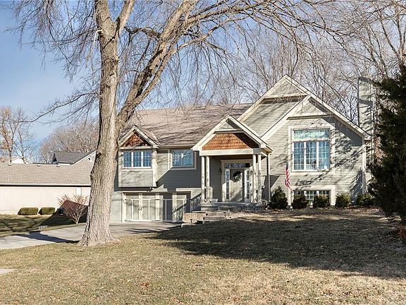 2nd image of 7203 NW Eastside Rd