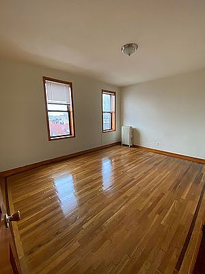 2nd image of 8785 Bay 16 St #C7