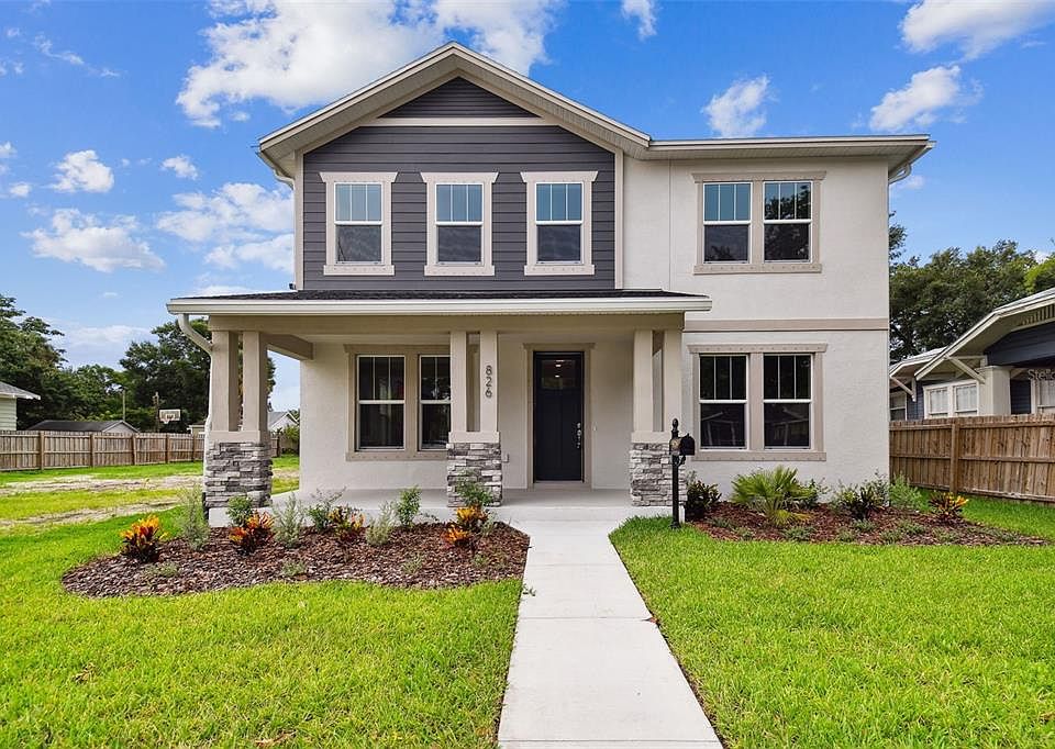 1st image of 826 W COLUMBUS DRIVE