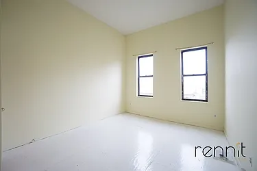 Rented by Rennit Inc.