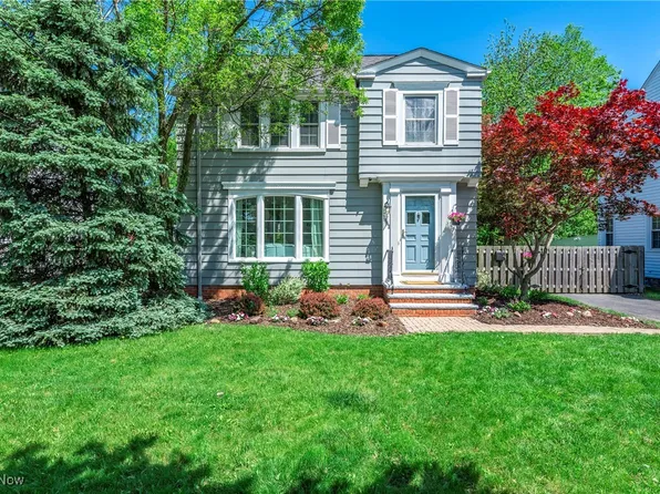 1441 Willshire Rd, Lyndhurst, OH 44124