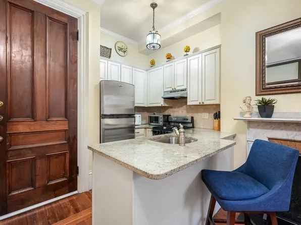 189 Beacon St #6, Boston, MA 02116