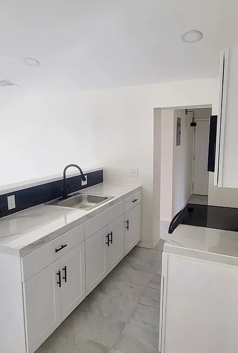 3 bed, 1196 sqft, $1,650 — Photo 4