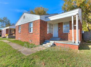 527 E Boeing Dr, Midwest City, OK 73110