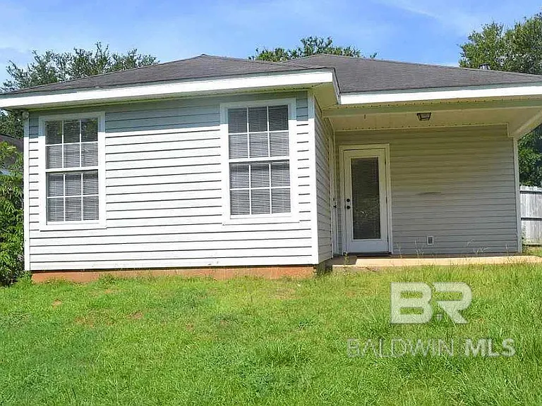 706 Crystal Wells Ct N — Photo 11