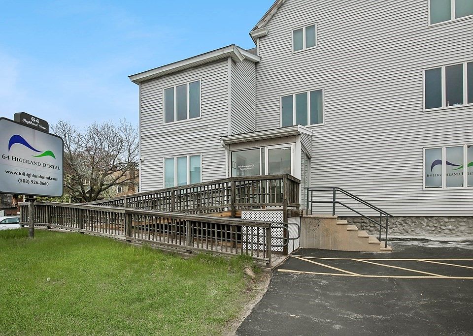 64 Highland St Worcester, MA, 01609 Apartments for Rent Zillow