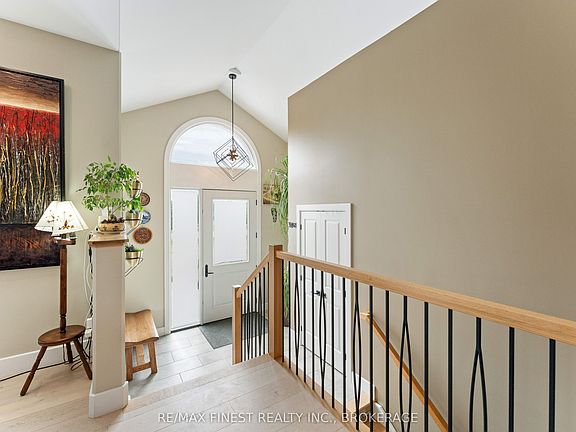 4th image of 3266 Harrowsmith Rd