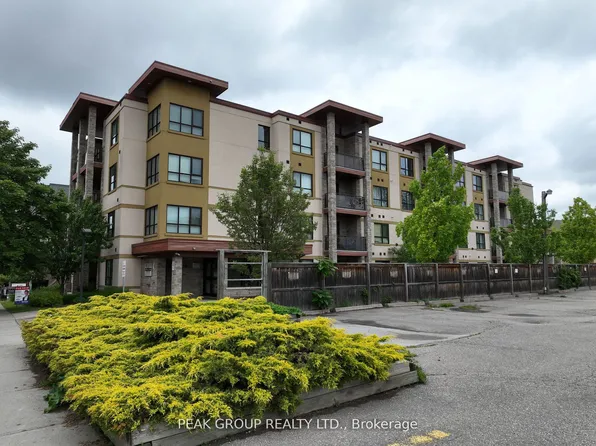 26 Wellington St #106, Saint Catharines, ON L2R 5P8