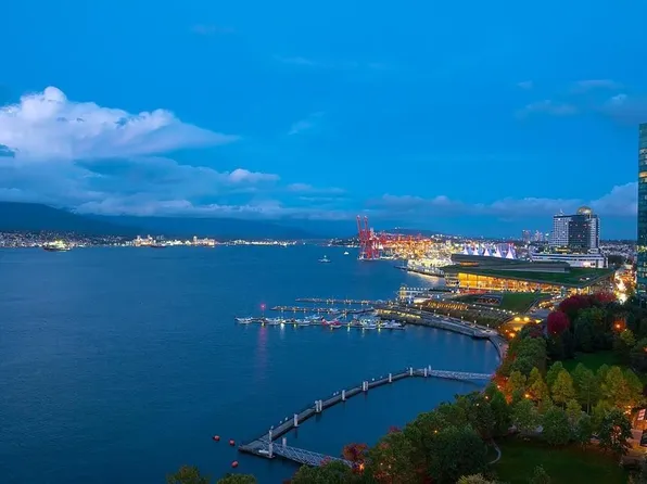 323 Jervis St #2302, Vancouver, BC V6C 3P8