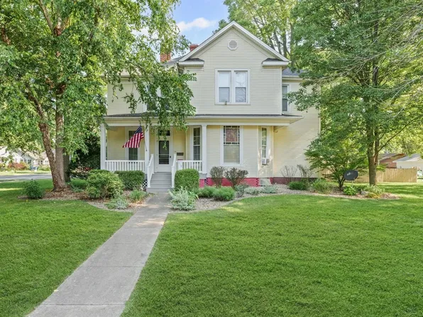 518 W Marion St, Monticello, IL 61856