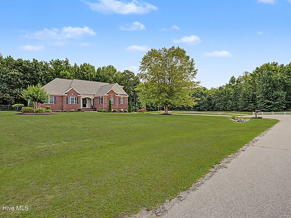 5th image of 4883 Robin Wood Court