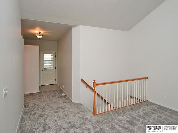 5th image of 6626 S 117th St