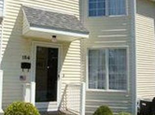 154 S 7th St, Lewiston, NY 14092