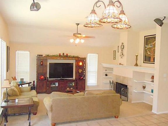 5th image of 3204 Warwick Ct
