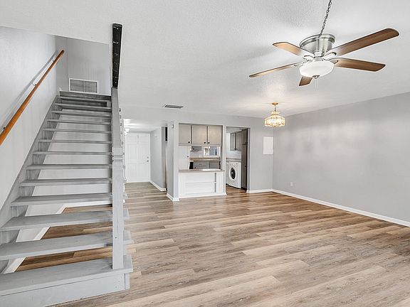 3rd image of 4111 Raney Rd APT 2