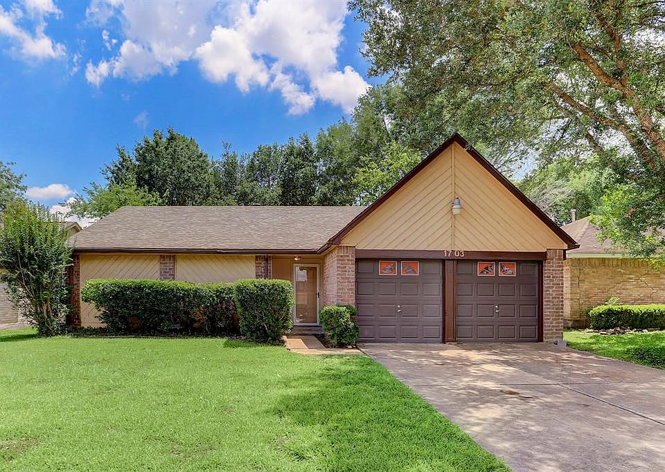 1st image of 1703 Meadow Green Dr