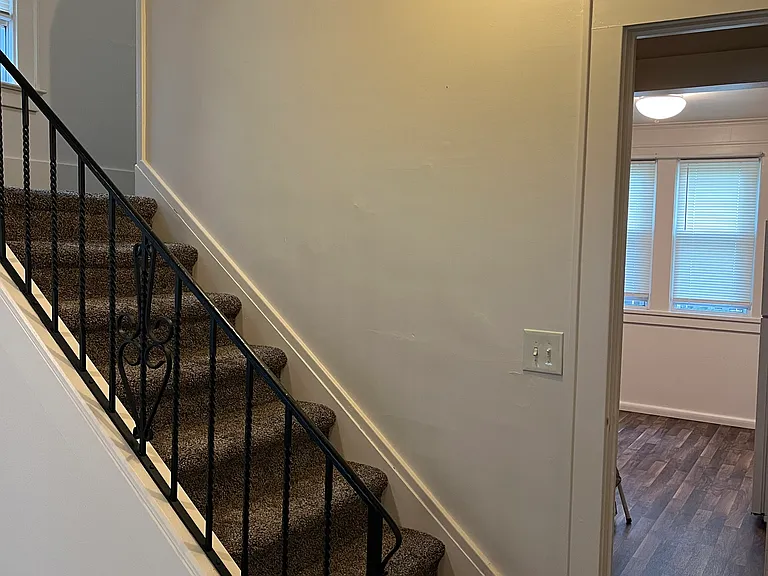 51 Middlesex Rd — Photo 6