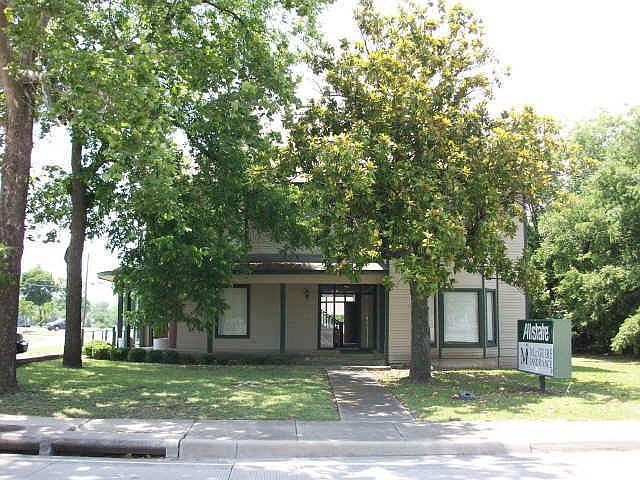 1st image of 301 McKinney St
