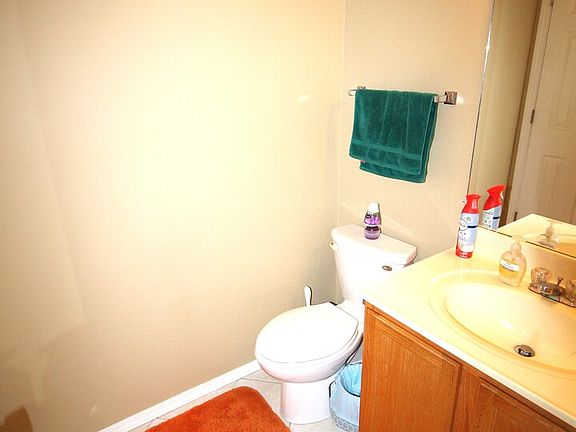 5th image of 25 Oak Park Rd