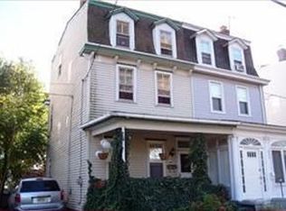 824 Columbus Rd, Burlington, NJ 08016