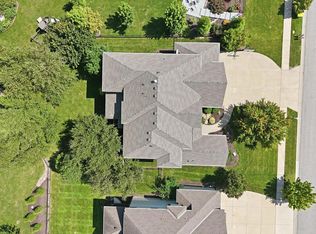 9404 W 163rd Pl, Overland Park, KS 66085