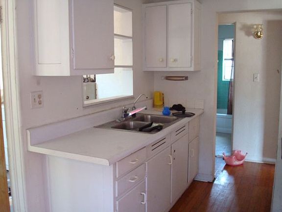 3rd image of 5027 5th Ave N
