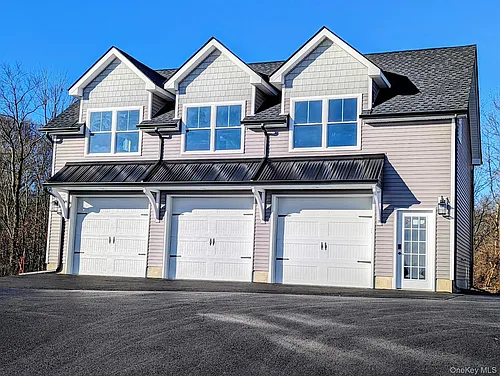 28 Haines Ln #A Photo 1