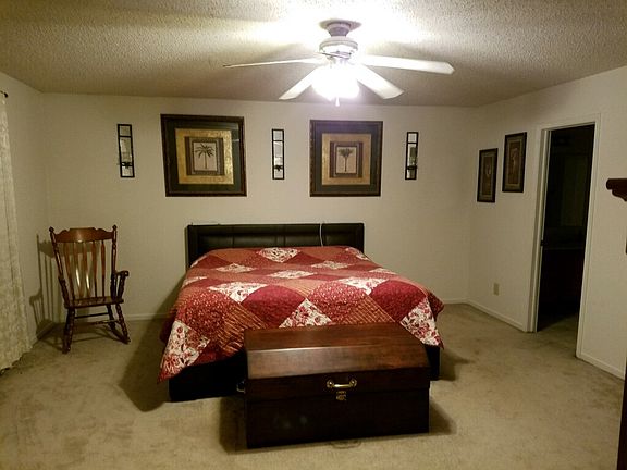 3rd image of 12420 Bearsdale Dr