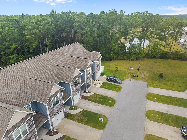 211 N Stingray Ln — Photo 23