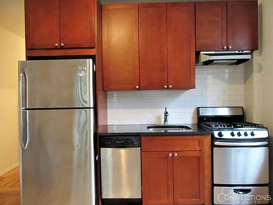 Rented by City Connections Realty | media 1