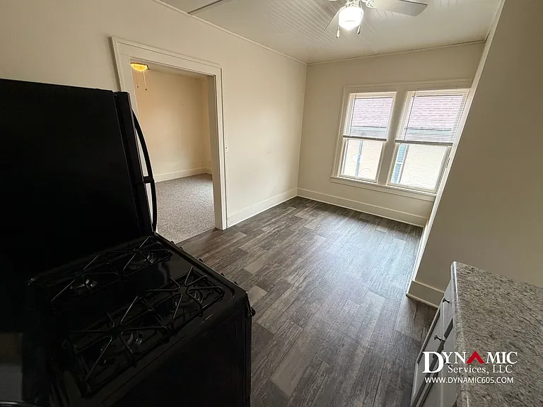 330 N Spring Ave | 4-Plex Downtown Sioux Falls — Photo 10