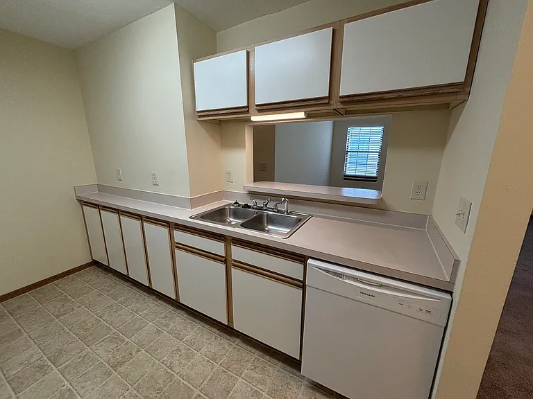 2381 Brown Rd — Photo 7