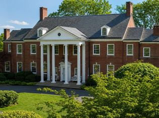 10 Cliffdale Rd, Greenwich, CT 06831
