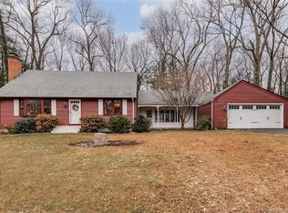 28 Sunnyridge Rd, Avon, CT 06001