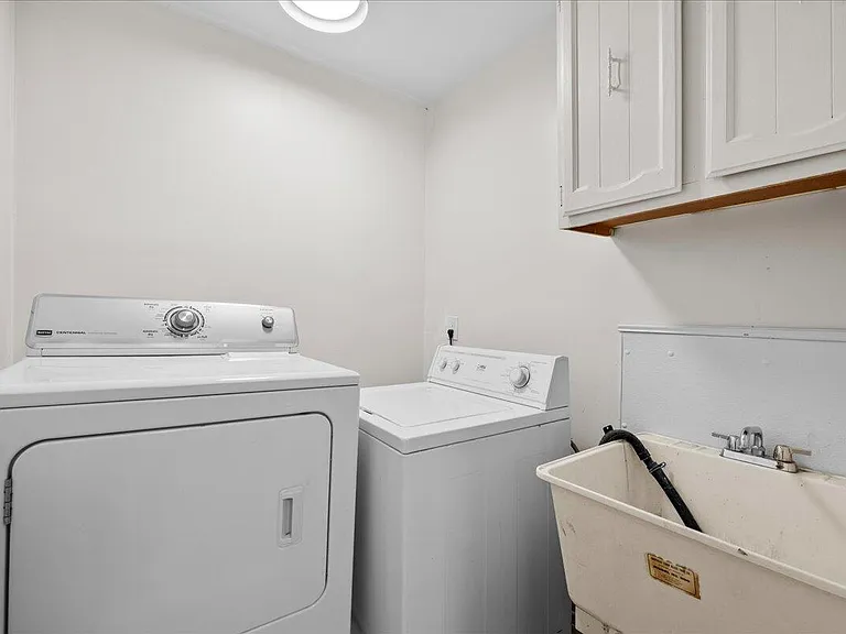 6155 Porteridge Ln — Photo 18