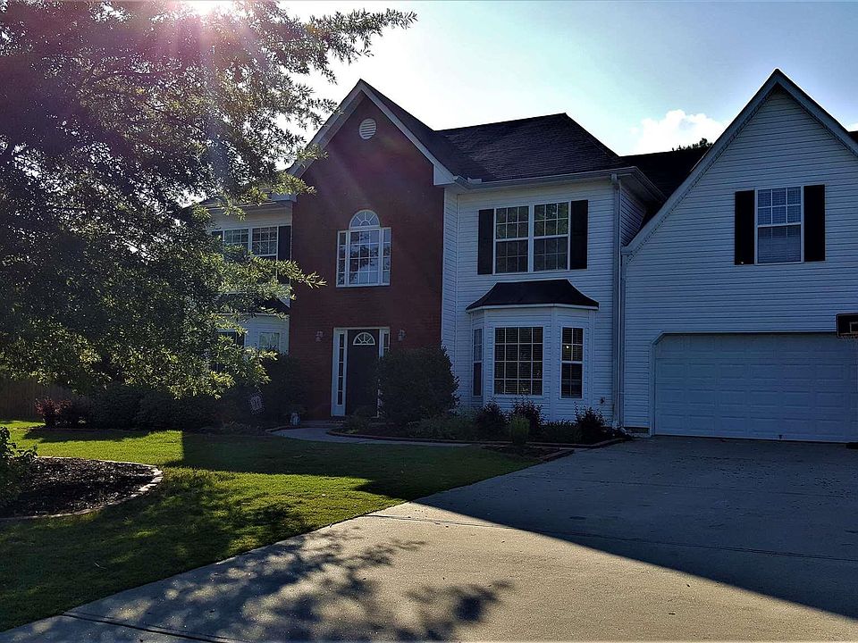 1st image of 812 Winding Grove Ln