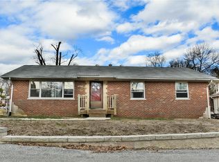6903 W A St, Belleville, IL 62223