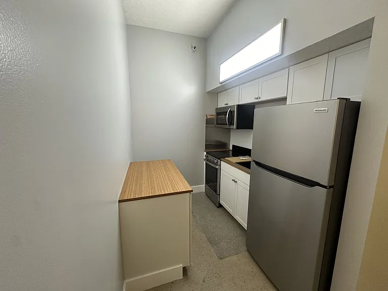 New Grand Apartments — Photo 19