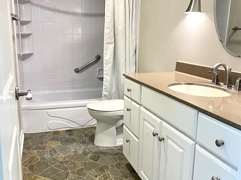 FULL BATH