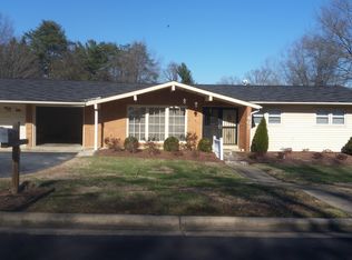 402 Rosemary Ln, Danville, VA 24541