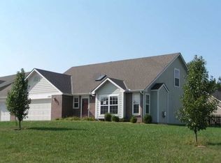 908 Jasara Cir, Baldwin City, KS 66006