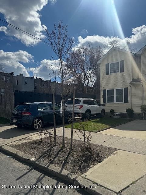 1st image of 274 Walker St