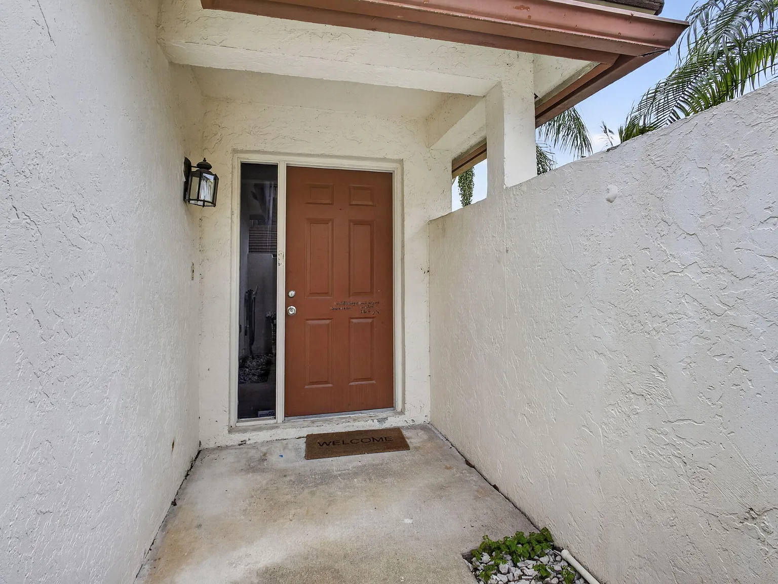 3 bed, 2.0 bath, 1417 sqft, $2,800 — Photo 4