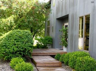 8 Winners Cir, Ithaca, NY 14850