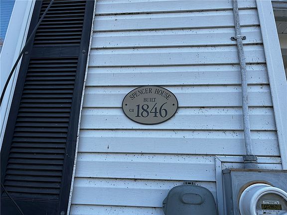3rd image of 21 Park Ave