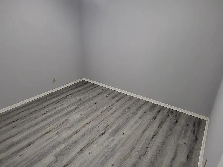 2441 Robert Burns Dr — Photo 18